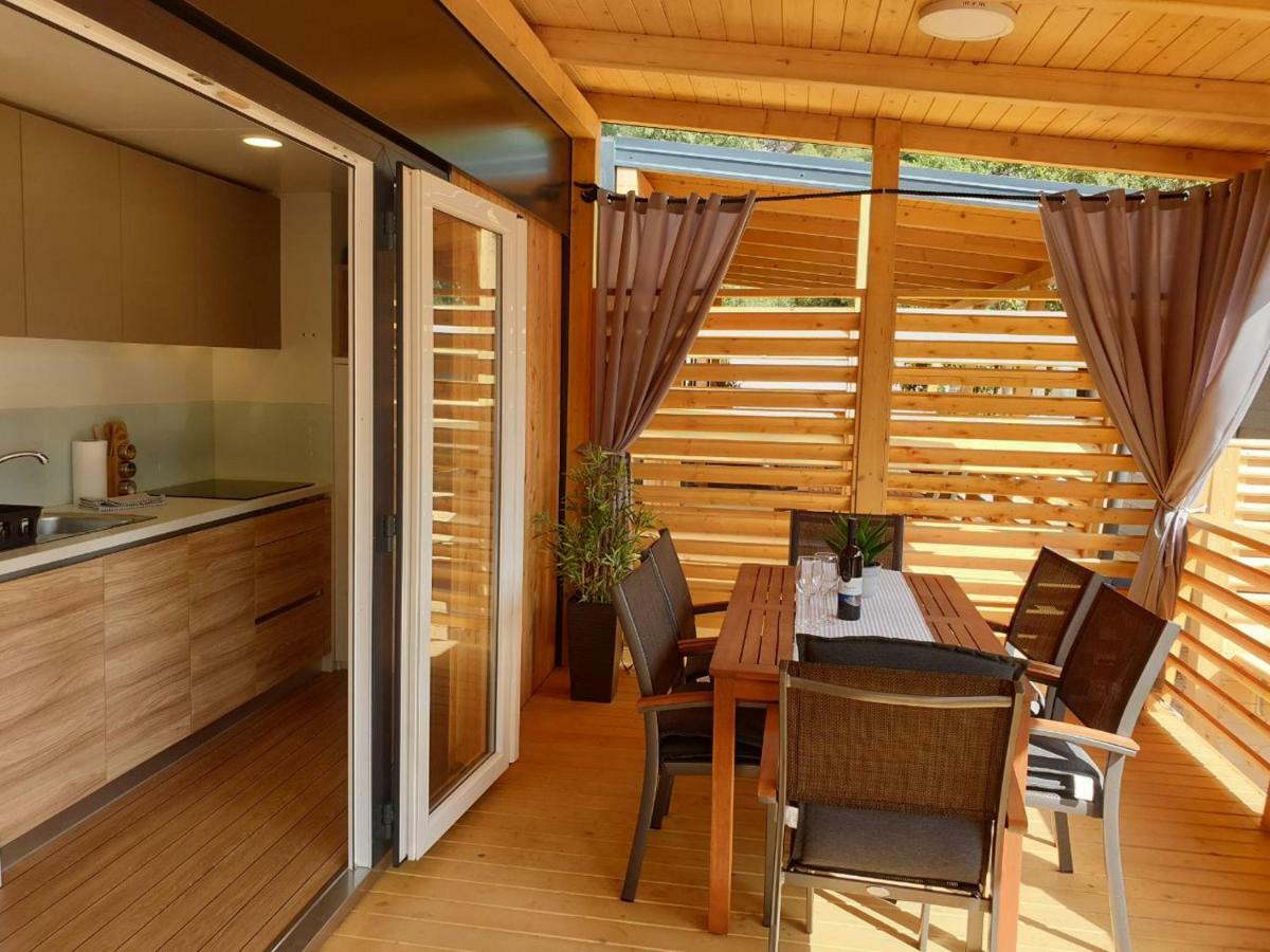 Mobile Home Starfish IV Camp Biograd Biograd Na Moru Buitenkant foto
