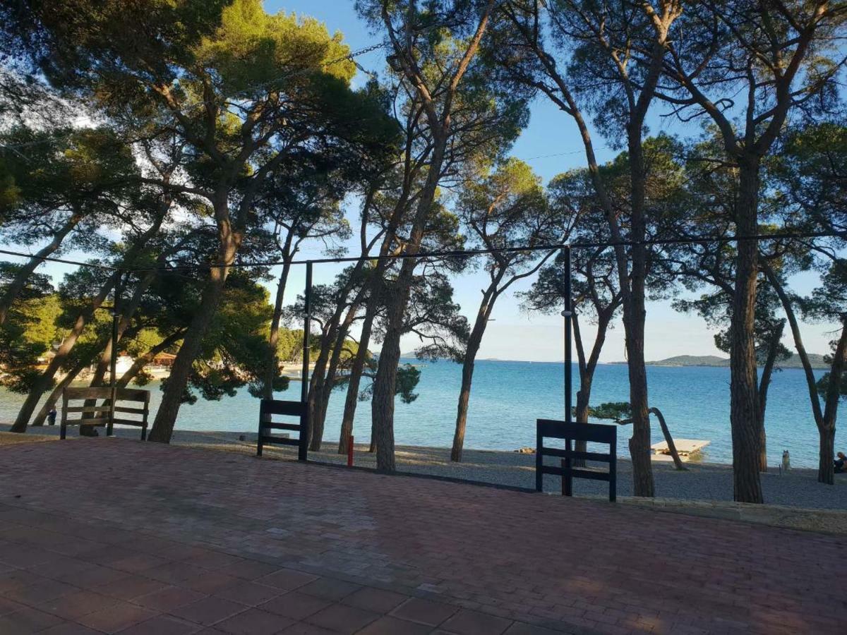 Mobile Home Starfish IV Camp Biograd Biograd Na Moru Buitenkant foto