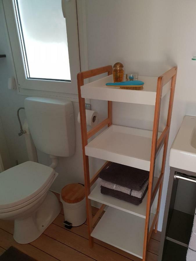 Mobile Home Starfish IV Camp Biograd Biograd Na Moru Buitenkant foto